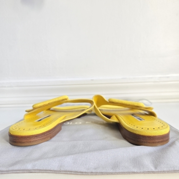 New Manolo Blahnik Tituba Buckle Dual Band Fabric Linen Sandals 7 US/37 IT - Picture 9 of 10